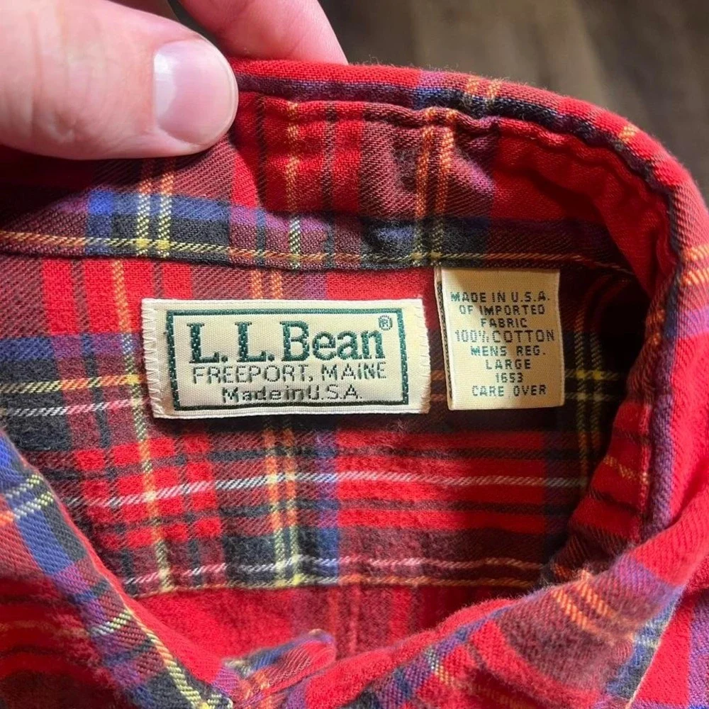 Vintage 1990s‎ L.L. Bean plaid flannel button up shirt  Size large